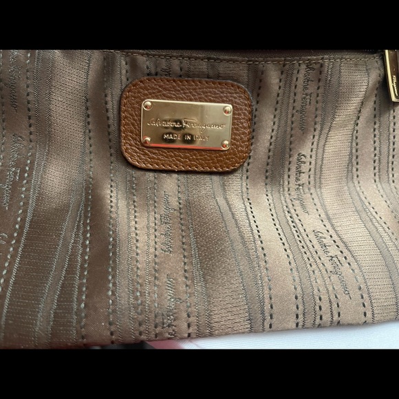 Authentic Salvatore ferragamo - Picture 10 of 14